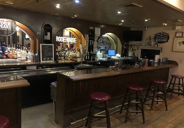 RodeHouse Restaurant and Lounge